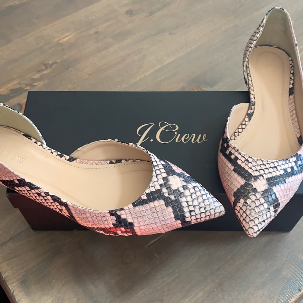 J. Crew leather snakeskin flats. Light pink.